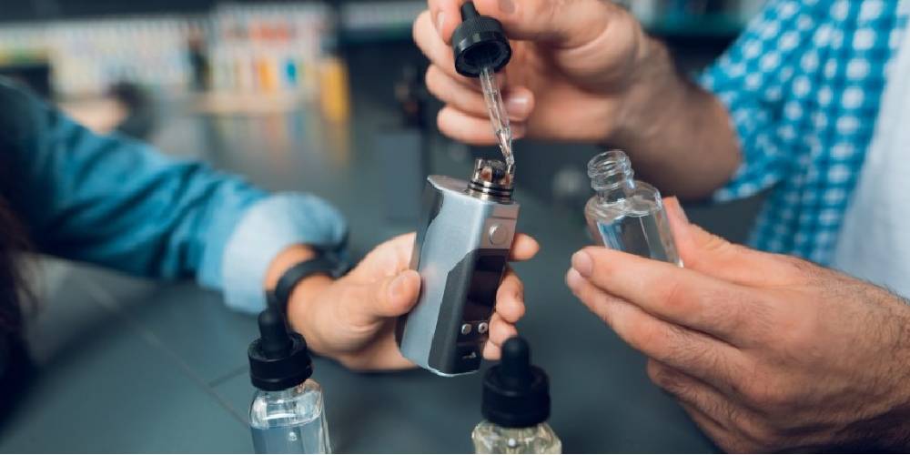 Pairing Vape Juice with Device Type: What Works Best in Sub-Ohm Tanks vs Pod Systems