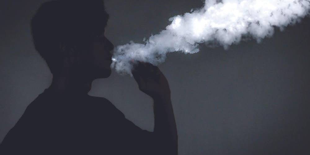 Smooth vs Strong: Choosing Salt Nic Based on Throat Hit Preference