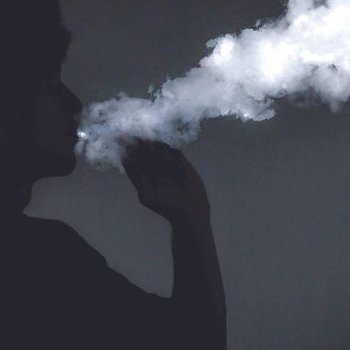 Smooth vs Strong: Choosing Salt Nic Based on Throat Hit Preference